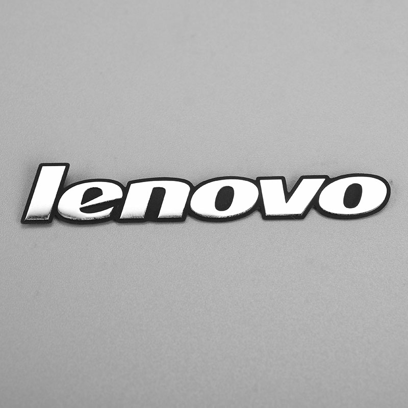 Adesivo in metallo con marchio Aptop