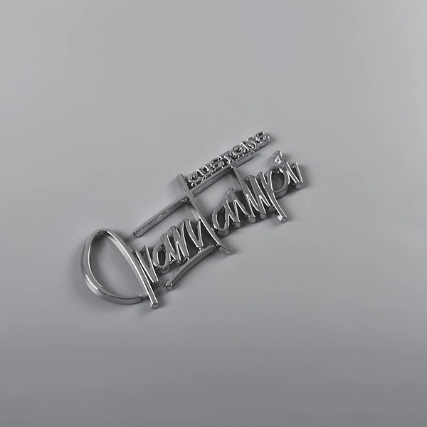 Etichette con logo per auto