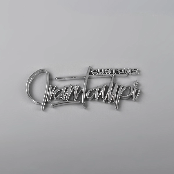 Etichette con logo per auto