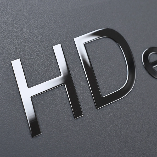 Adesivo con logo 3D