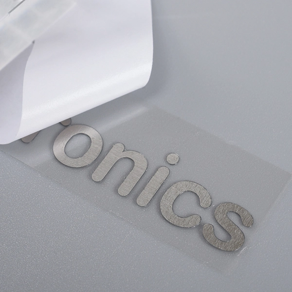 Adesivo con logo 3D