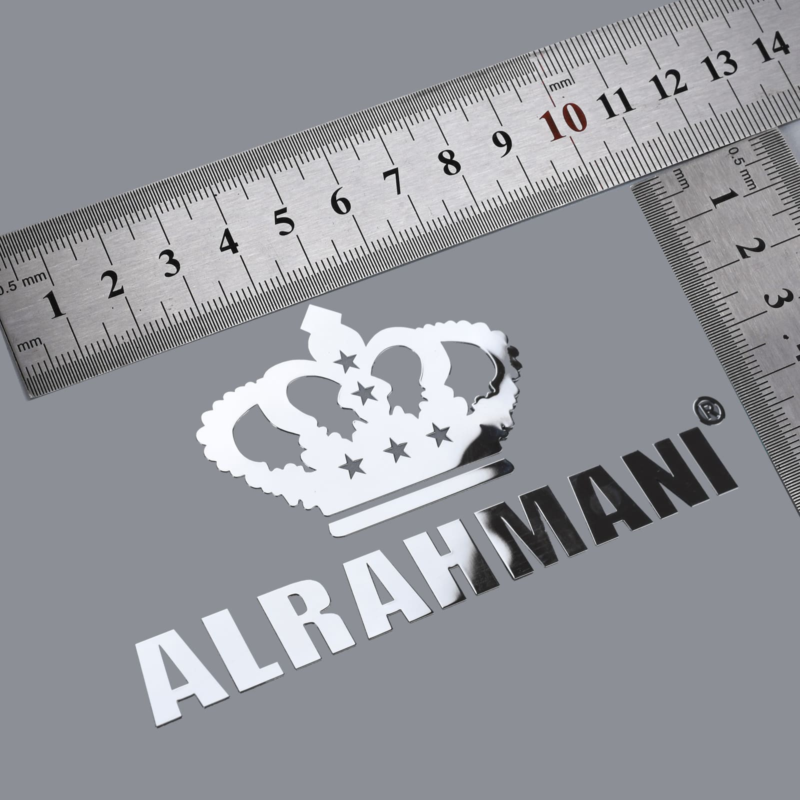 Logo elettroformato fustellato in argento