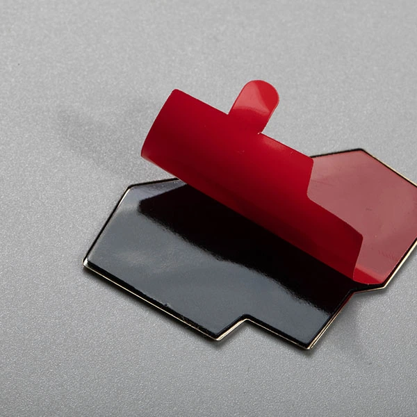 Adesivo distintivo cromato 3D con logo metallico personalizzato per motori automobilistici
