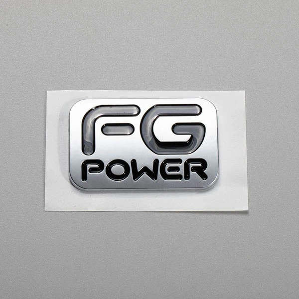 Emblema distintivo per auto 3D opaco con logo piatto per targhetta per auto in plastica ABS dal design personalizzato