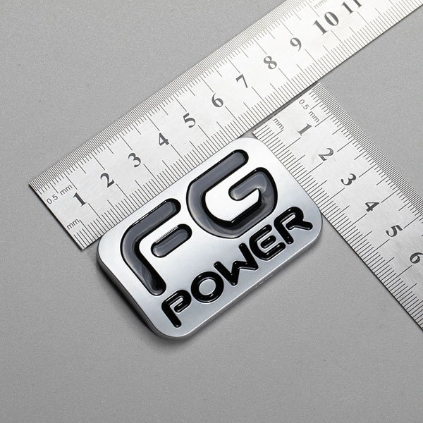 Emblema distintivo per auto 3D opaco con logo piatto per targhetta per auto in plastica ABS dal design personalizzato