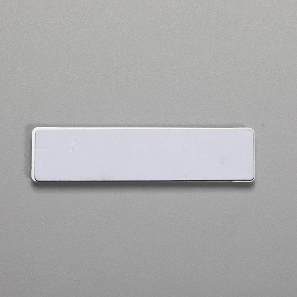 Adesivo personalizzato con emblema per lettera in plastica ABS del produttore Emblemi decorativi per frigorifero specializzati