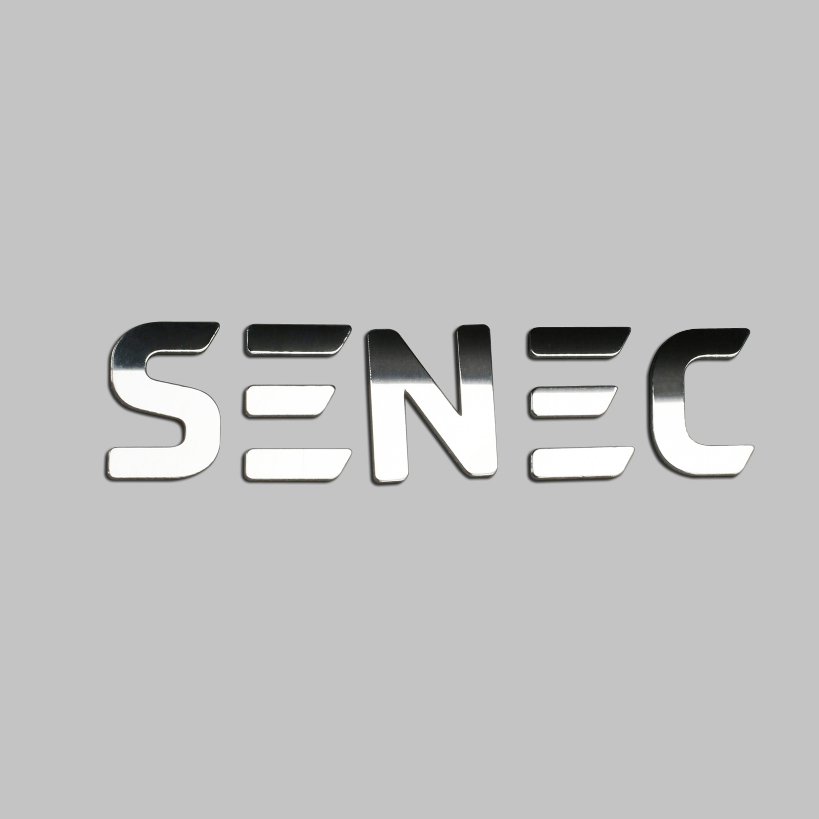 Logo inciso in metallo