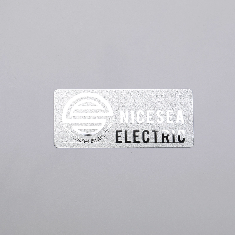 Etichetta adesiva in nichel con logo argento cromato con adesivo 3M