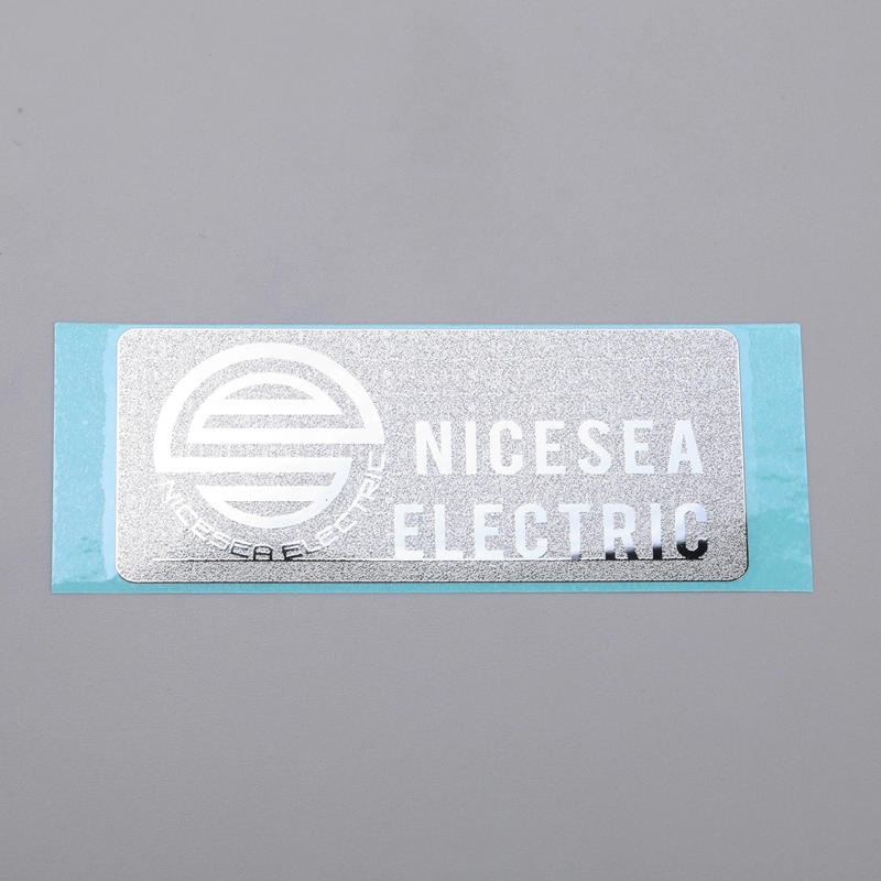 Etichetta adesiva in nichel con logo argento cromato con adesivo 3M