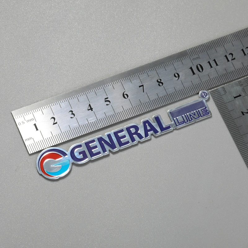 Targhetta con logo in rilievo in alluminio per frigorifero