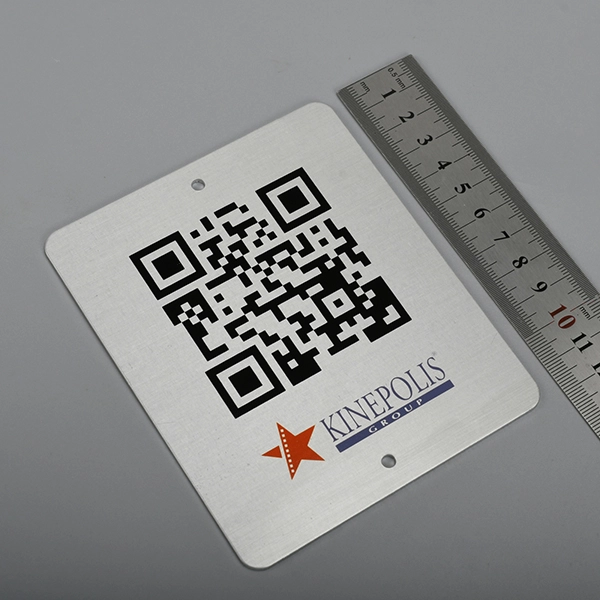 Etichetta in alluminio con codice QR